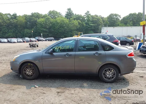 2010 Ford Focus Se z USA, uszkodzony, nr VIN 1FAHP3FN6AW250270